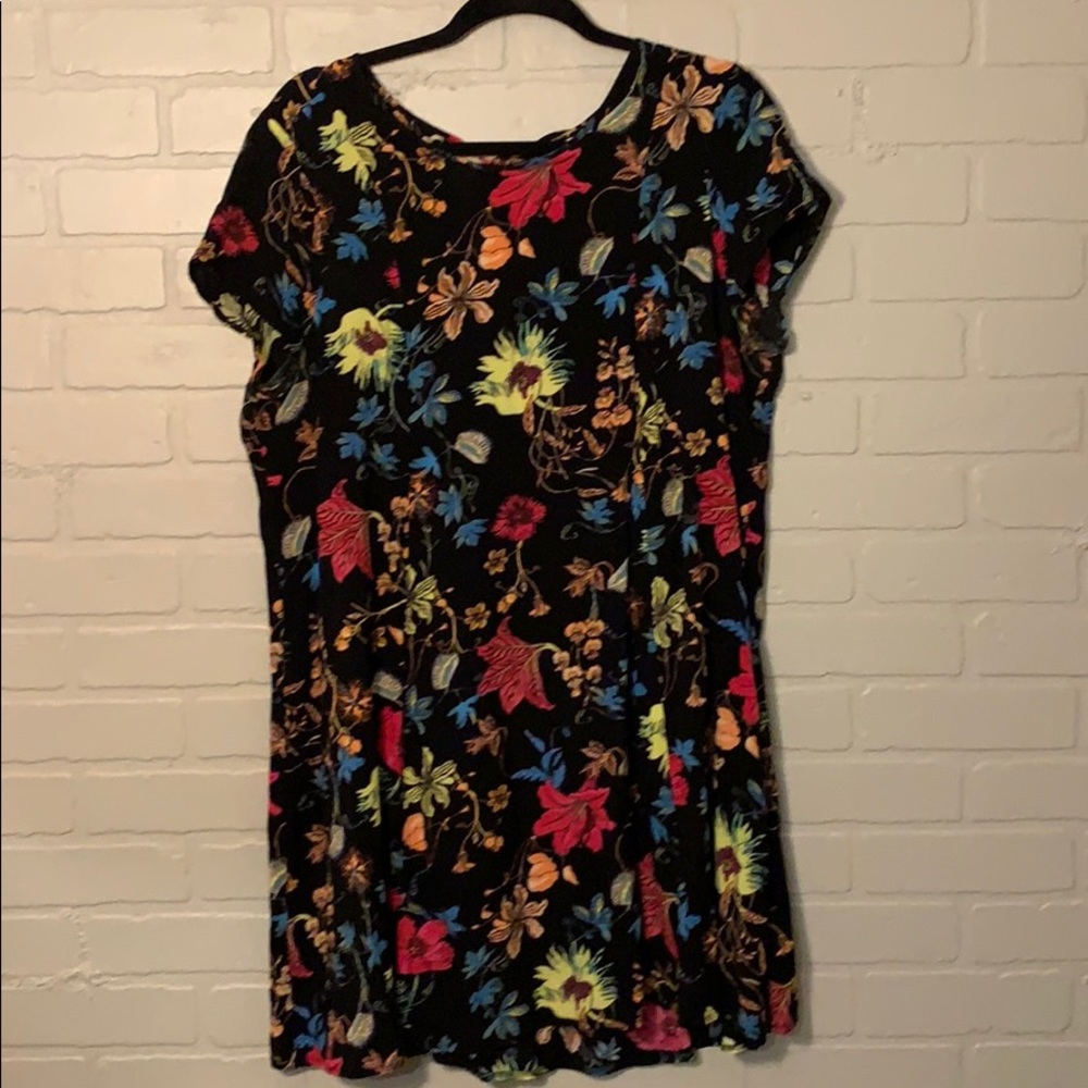 Cute flowie dress